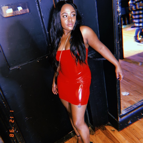 Red latex mini dress - Picture 3 of 5